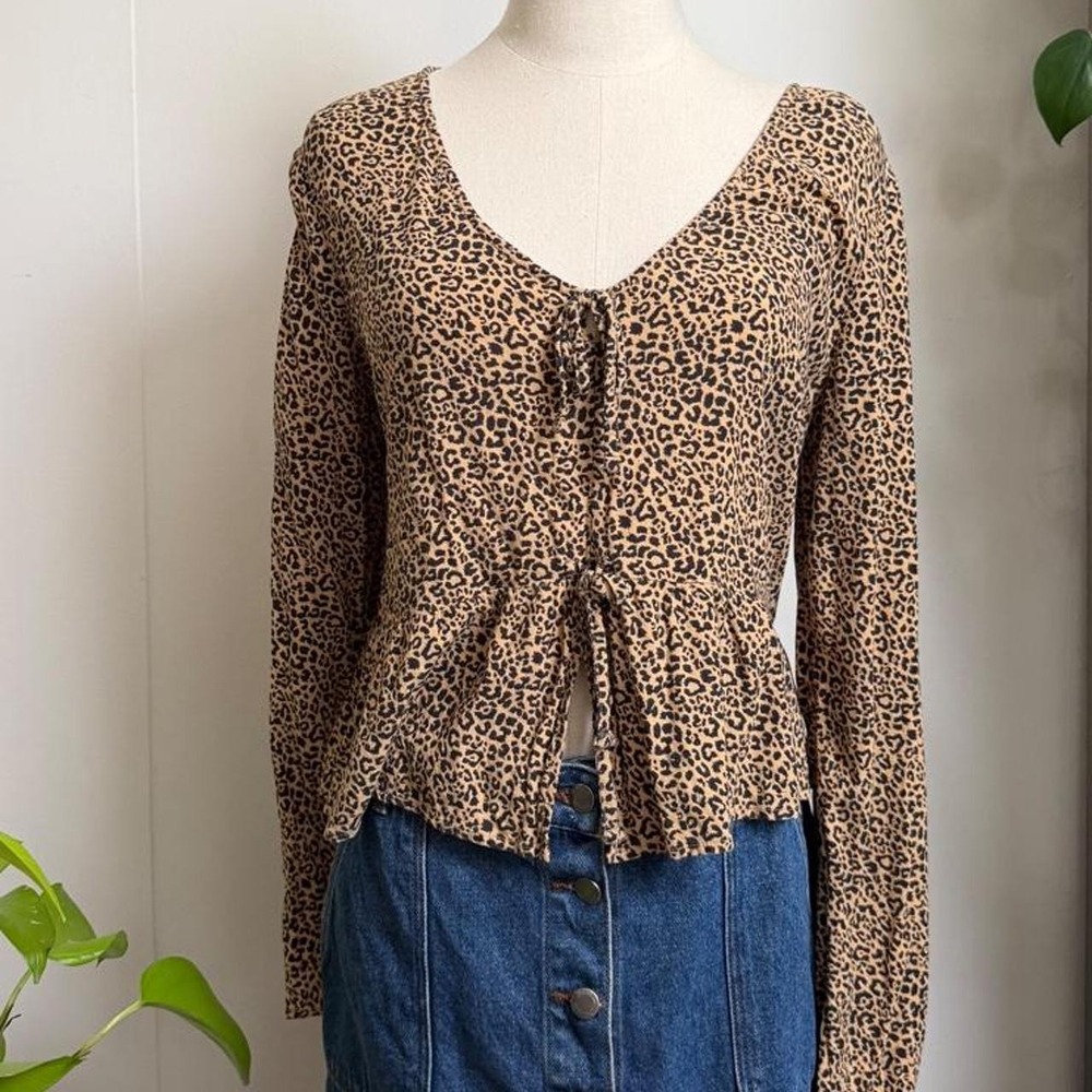 Hollister Womens Mini Leopard Print Cropped V-Neck Tie Front Peplum Top Brown M